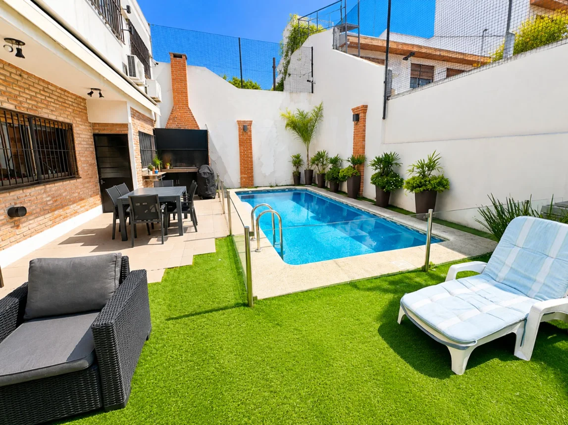 Casa en venta en Coghlan, foto 2