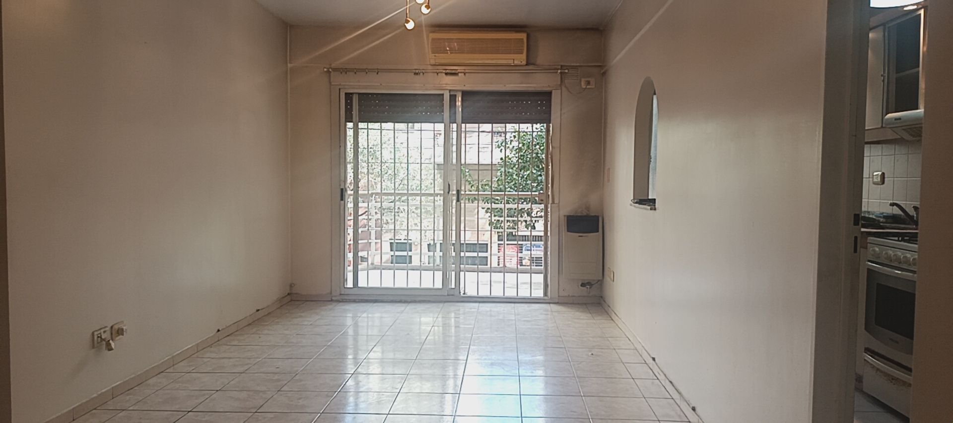 VENTA DEPTO 2 AMBIENTES EN ALMAGRO IMPECABLE