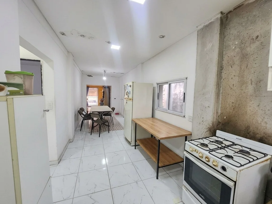 Casa de 3 ambientes en venta en Caseros, Santiago Zanella 2700, foto 5