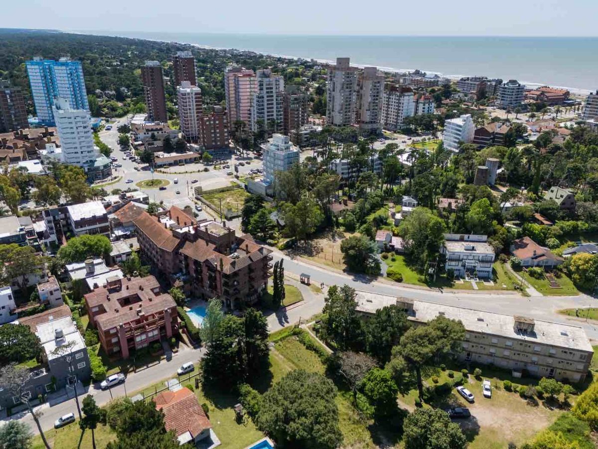 Foto 8 — VENTA LOTE MULTIFAMILIAR PINAMAR CENTRO