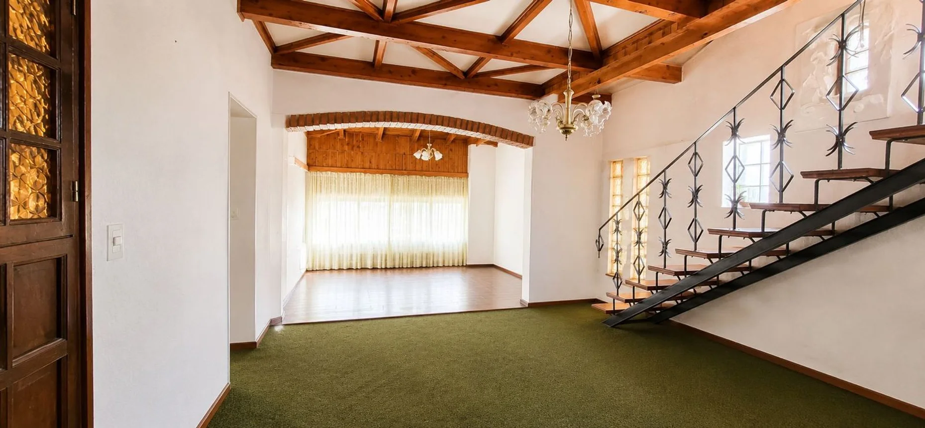 Casa de 7 ambientes en venta en San Carlos de Bariloche, Rolando 800, foto 3