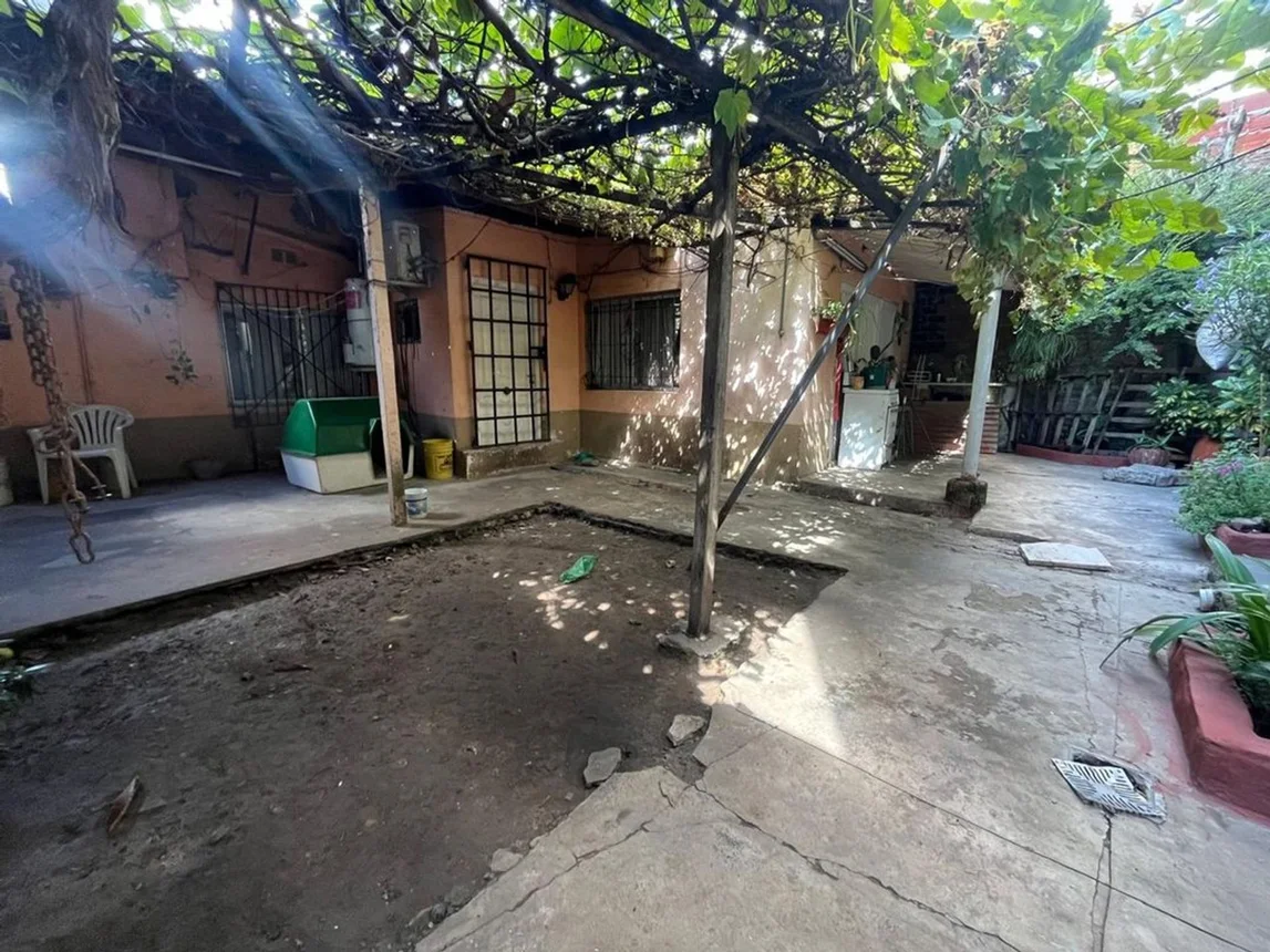 Casa en venta en Lomas de Zamora, foto 2