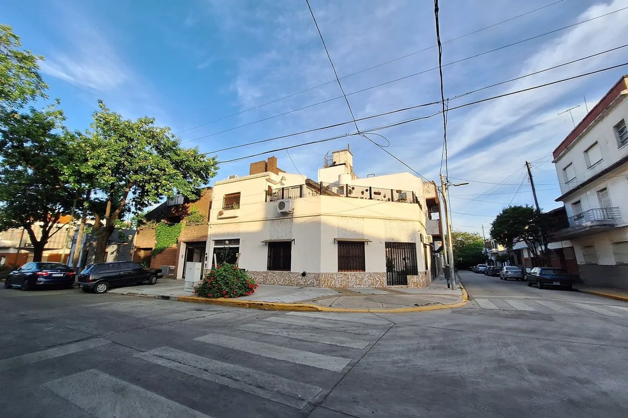 Casa dúplex de 5 ambientes en venta en Parque Avellaneda, Teniente Coronel Casimiro Recuero 3700, foto 5