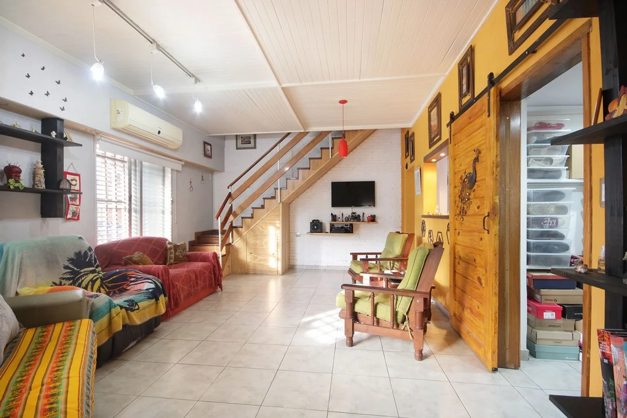 Casa dúplex de 5 ambientes en venta en Parque Avellaneda, Teniente Coronel Casimiro Recuero 3700, foto 3