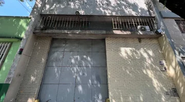 Alquiler deposito c/oficinas Liniers - 1.026m2