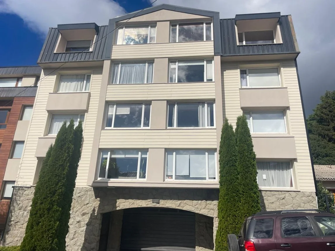 Departamento de 4 ambientes en venta en San Carlos de Bariloche, Palacios 500, foto 3