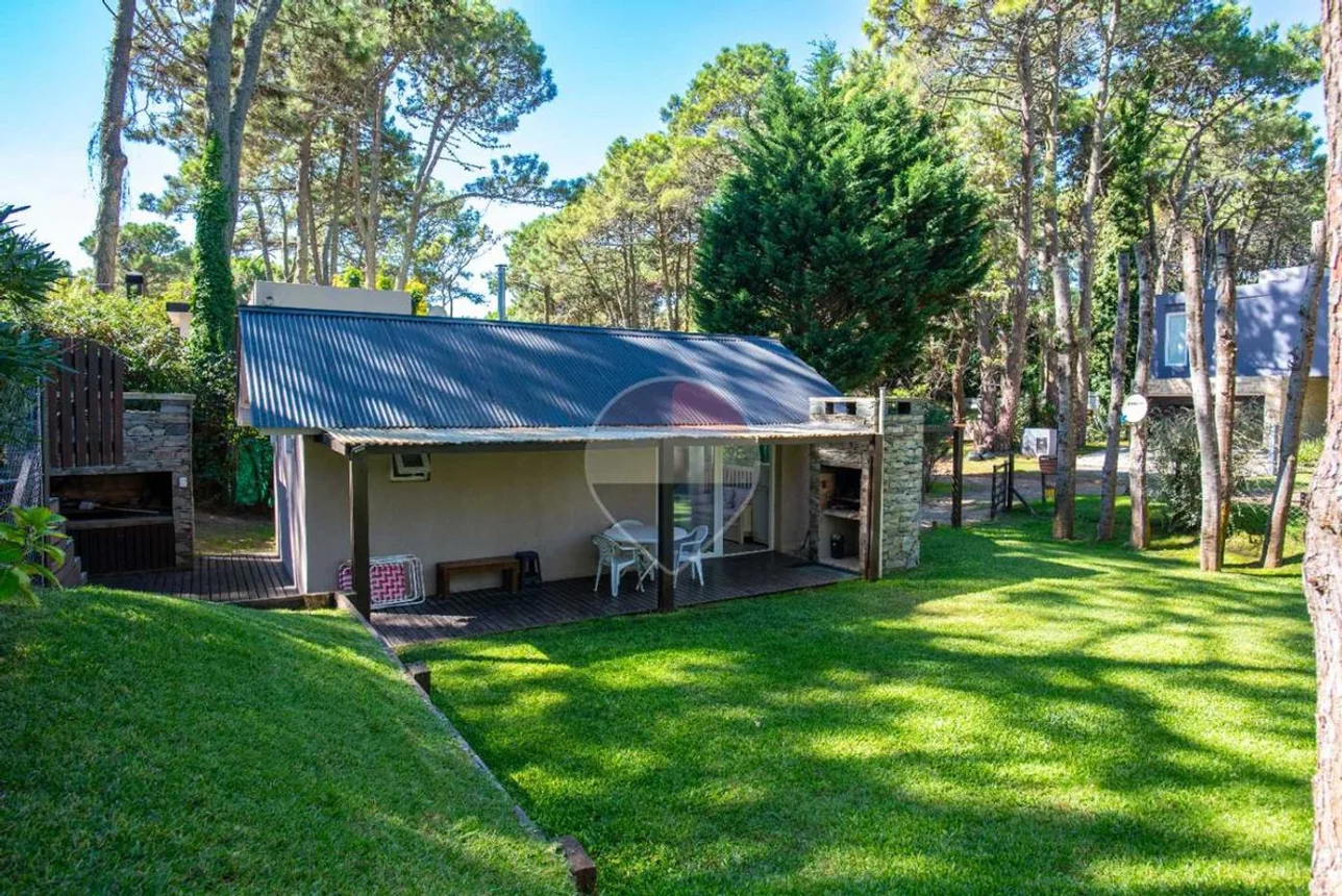 Casa en venta en Pinamar, foto 3
