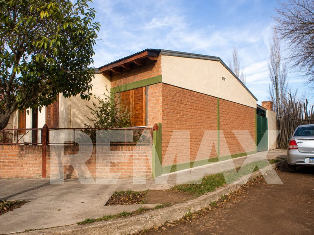 CASA EN VENTA VILLA REGINA BARRIO CGT