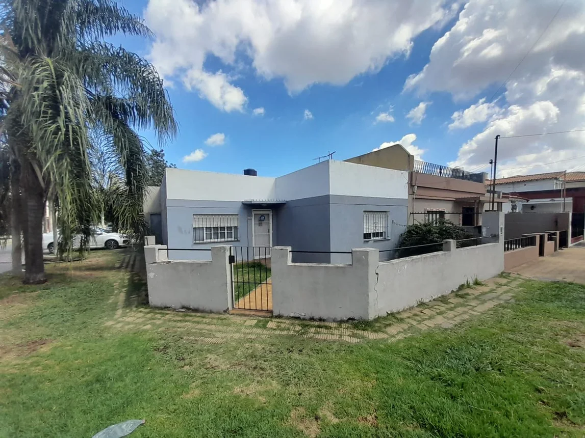 Casa de 3 ambientes en venta en Caseros, San Jorge 4100, foto 2