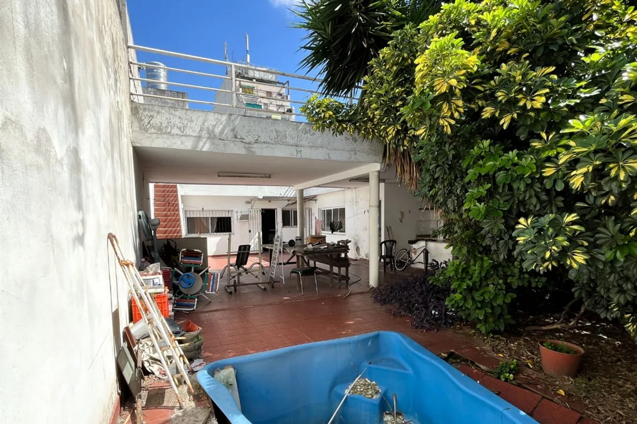 Casa de 7 ambientes en venta en Parque Chacabuco, Del Barco Centenera 1200, foto 2