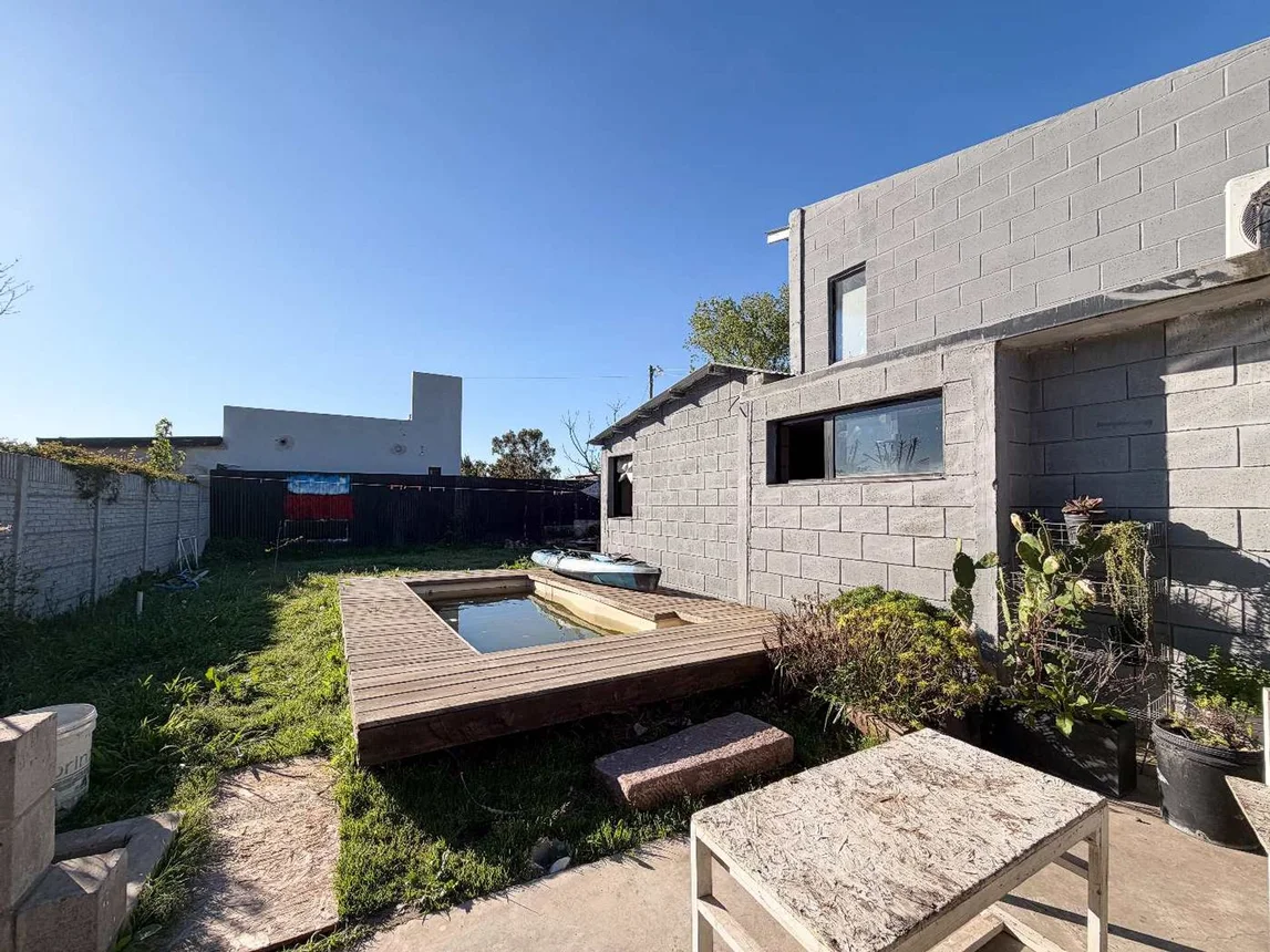 Casa de 3 ambientes en venta en La Plata, 83 y 133 0, foto 2