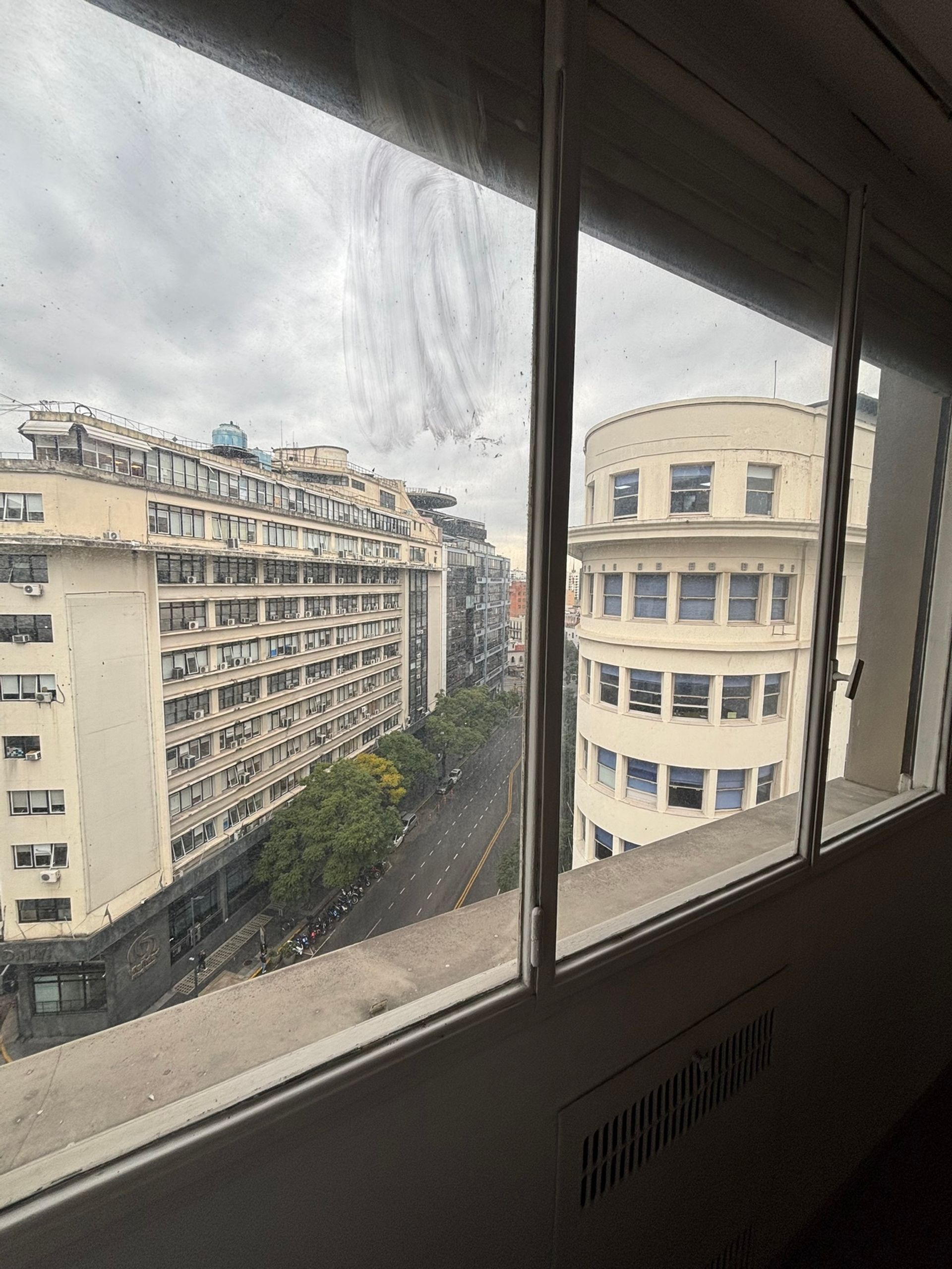 Departamento/Oficina 4 amb piso alto