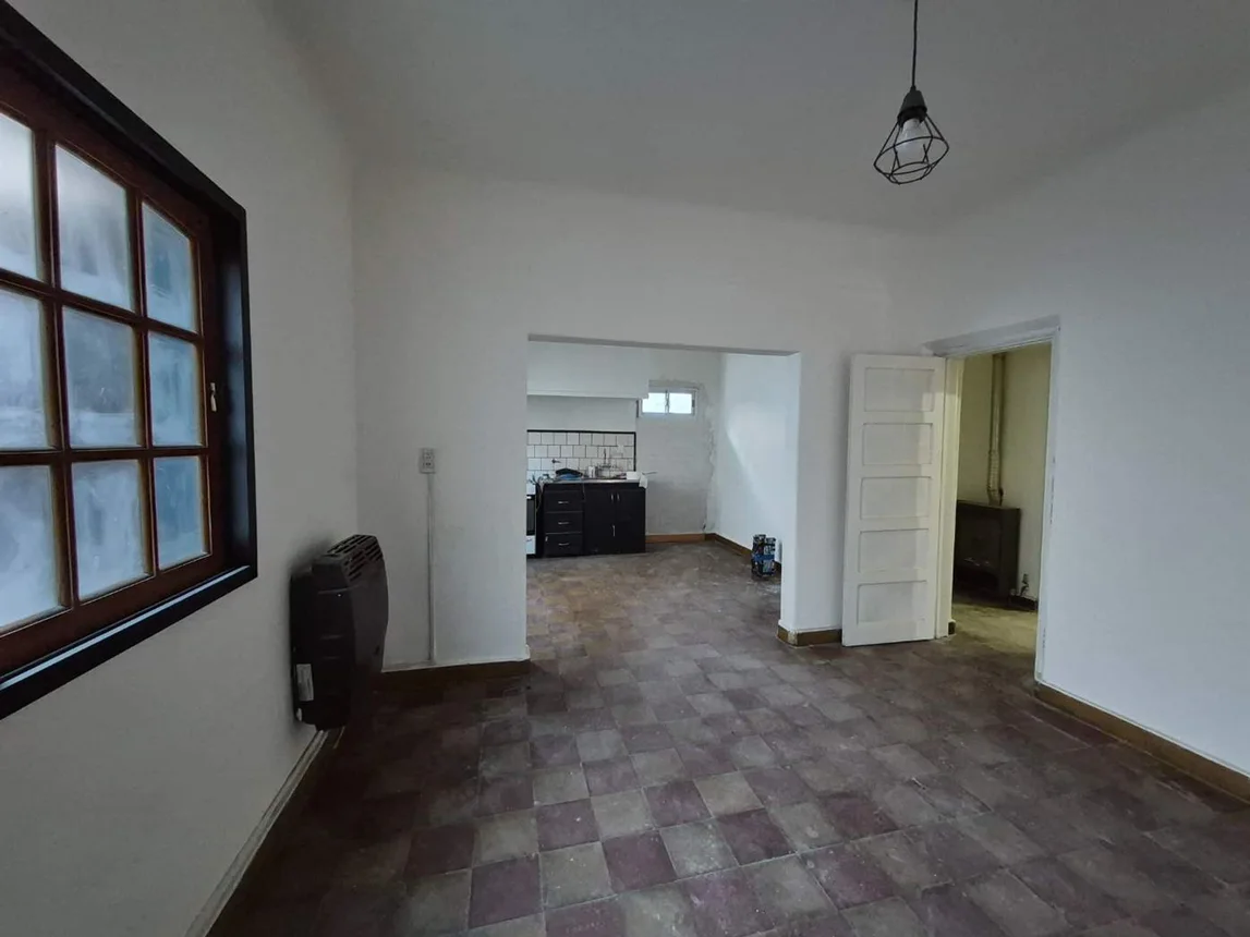 Casa de 4 ambientes en alquiler en Neuquén, Jujuy 400, foto 2