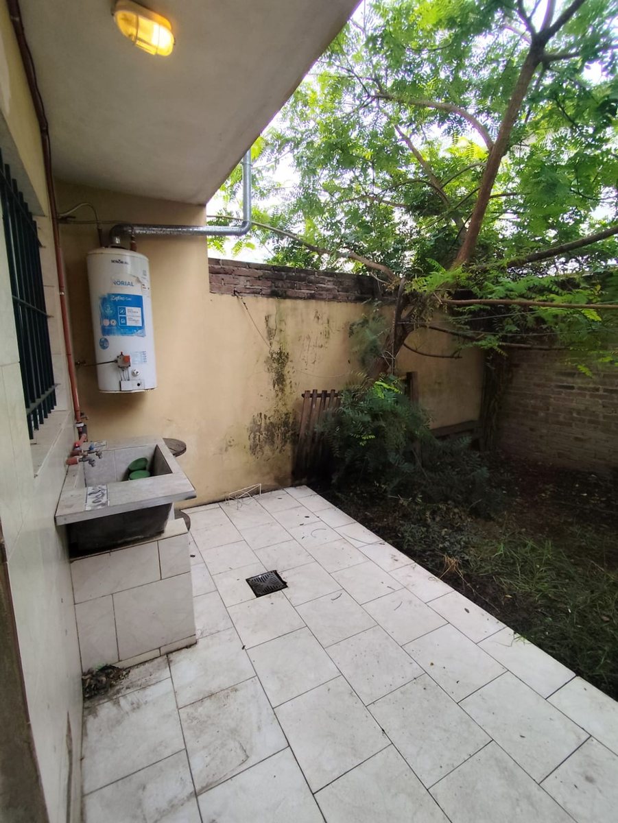Foto 20 — VENTA DUPLEX QUILMES APTO CREDITO JARDIN Y COCHERA