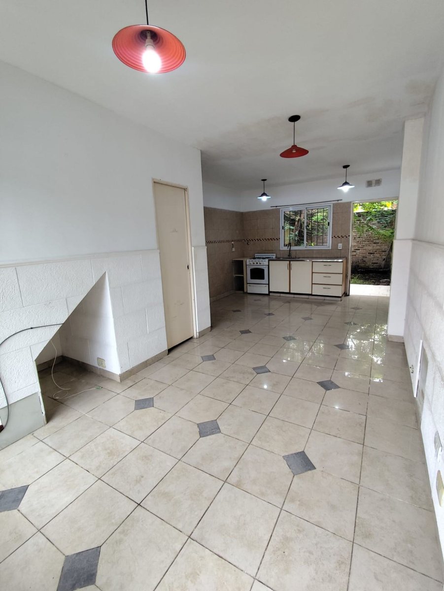 Foto 5 — VENTA DUPLEX QUILMES APTO CREDITO JARDIN Y COCHERA