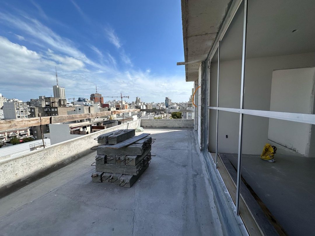 Apartamento penthouse en venta 3 ambientes en Avenida Uruguay 1500, Cordon, Cordon, Montevideo
