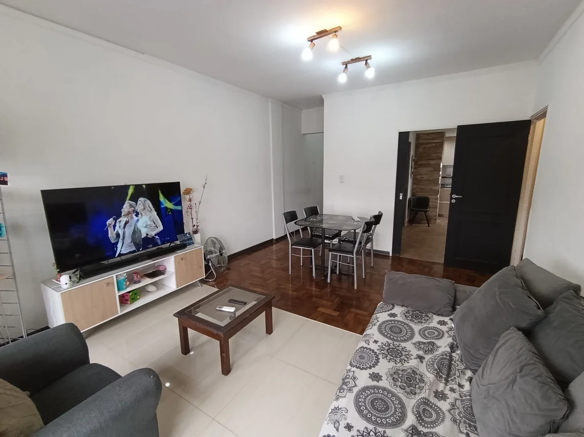 Departamento de 4 ambientes en venta en Liniers, Cuzco 0, foto 3