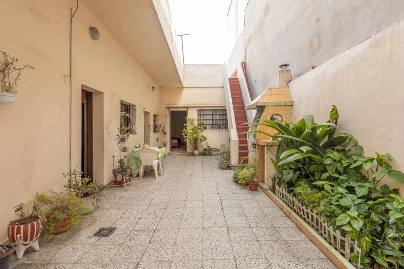 PH de 5 ambientes en venta en Nueva Pompeya, Tabaré 1800