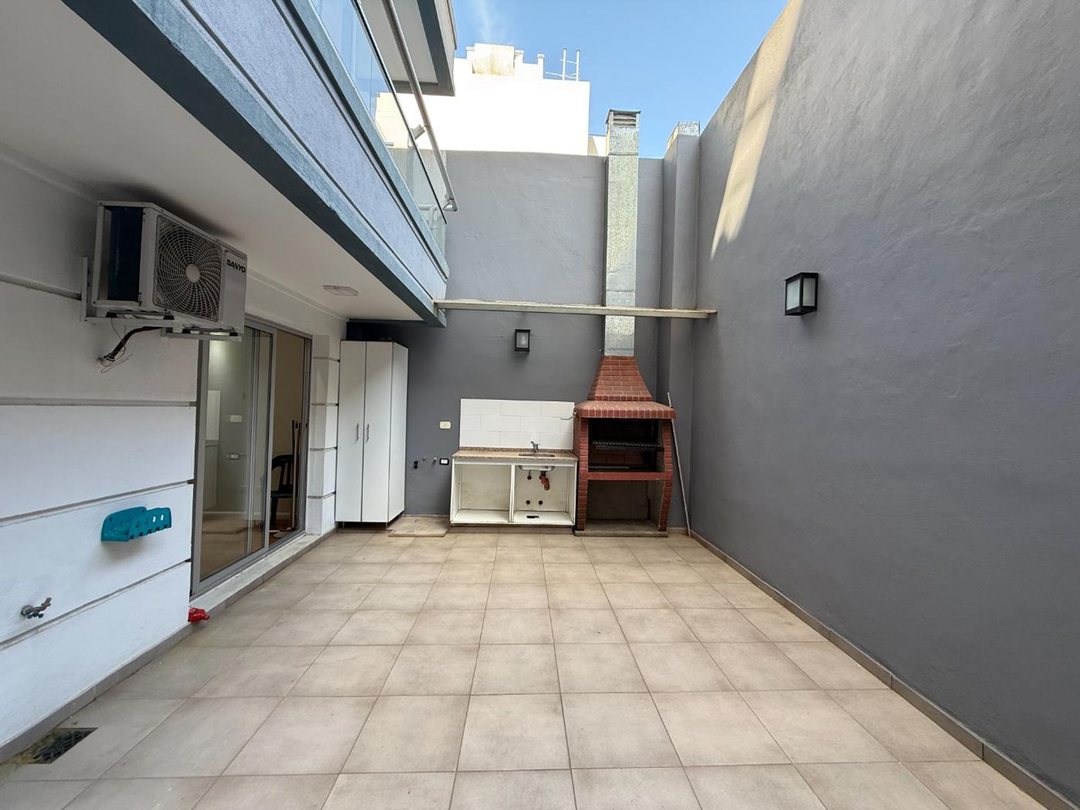 Depatamento 2 Amb Venta Patio con Parrilla Propia