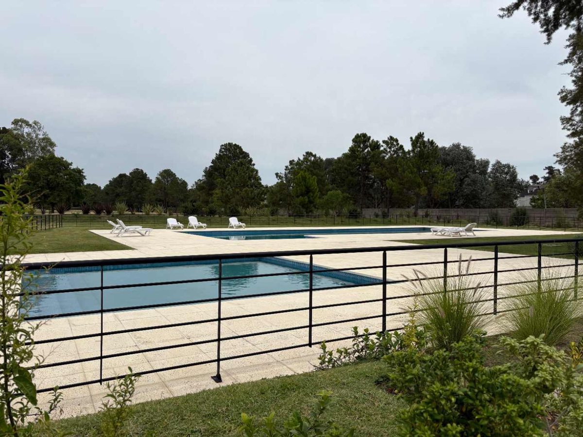 Foto 23 — LOTE 833M2 EN VENTA EN SAINT THOMAS CENTRO PERMUTA
