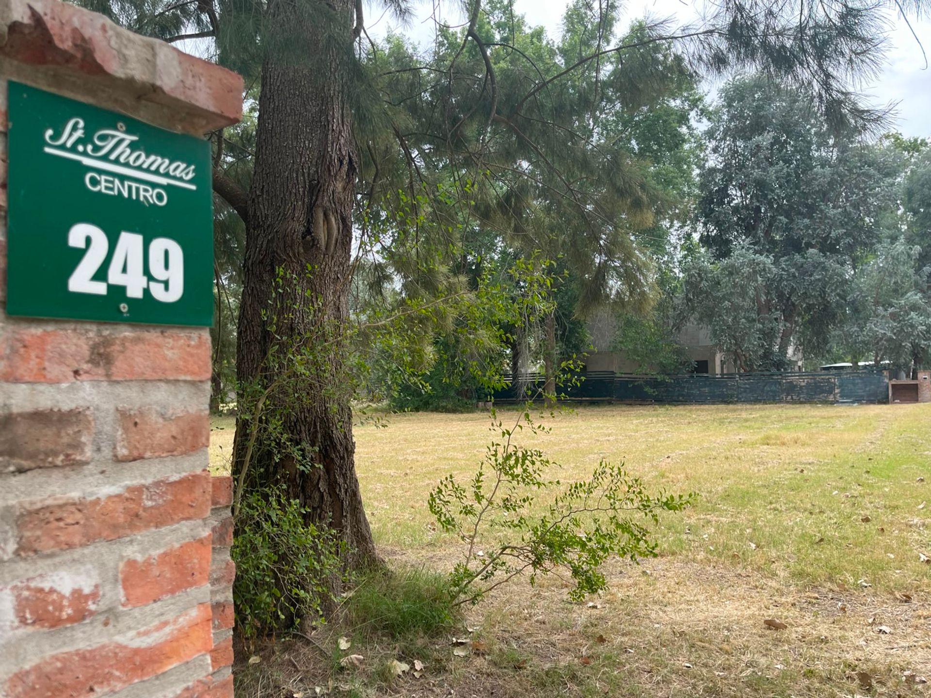 Foto 9 — LOTE 833M2 EN VENTA EN SAINT THOMAS CENTRO PERMUTA