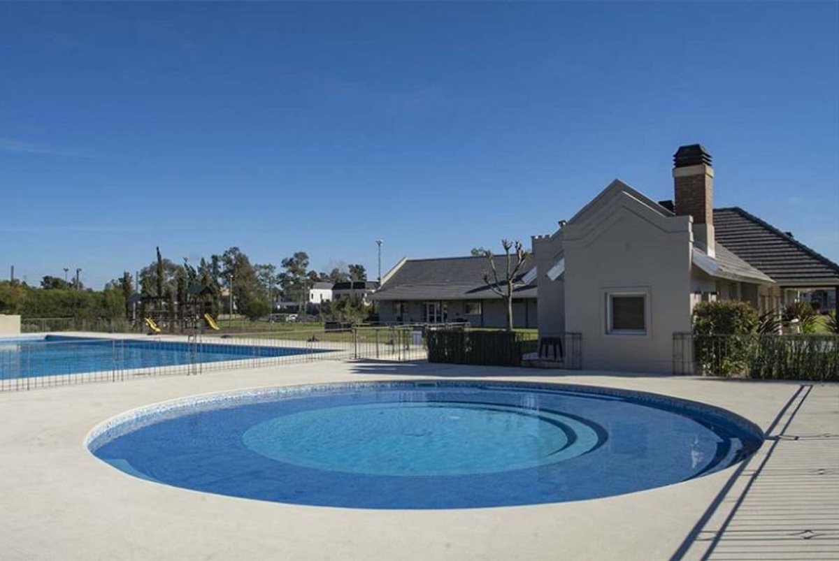 Foto 16 — LOTE 833M2 EN VENTA EN SAINT THOMAS CENTRO PERMUTA