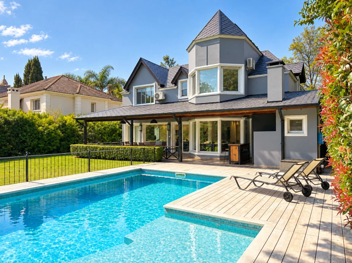 Casa en venta en Canning, Avenida Mariano Castex 3200