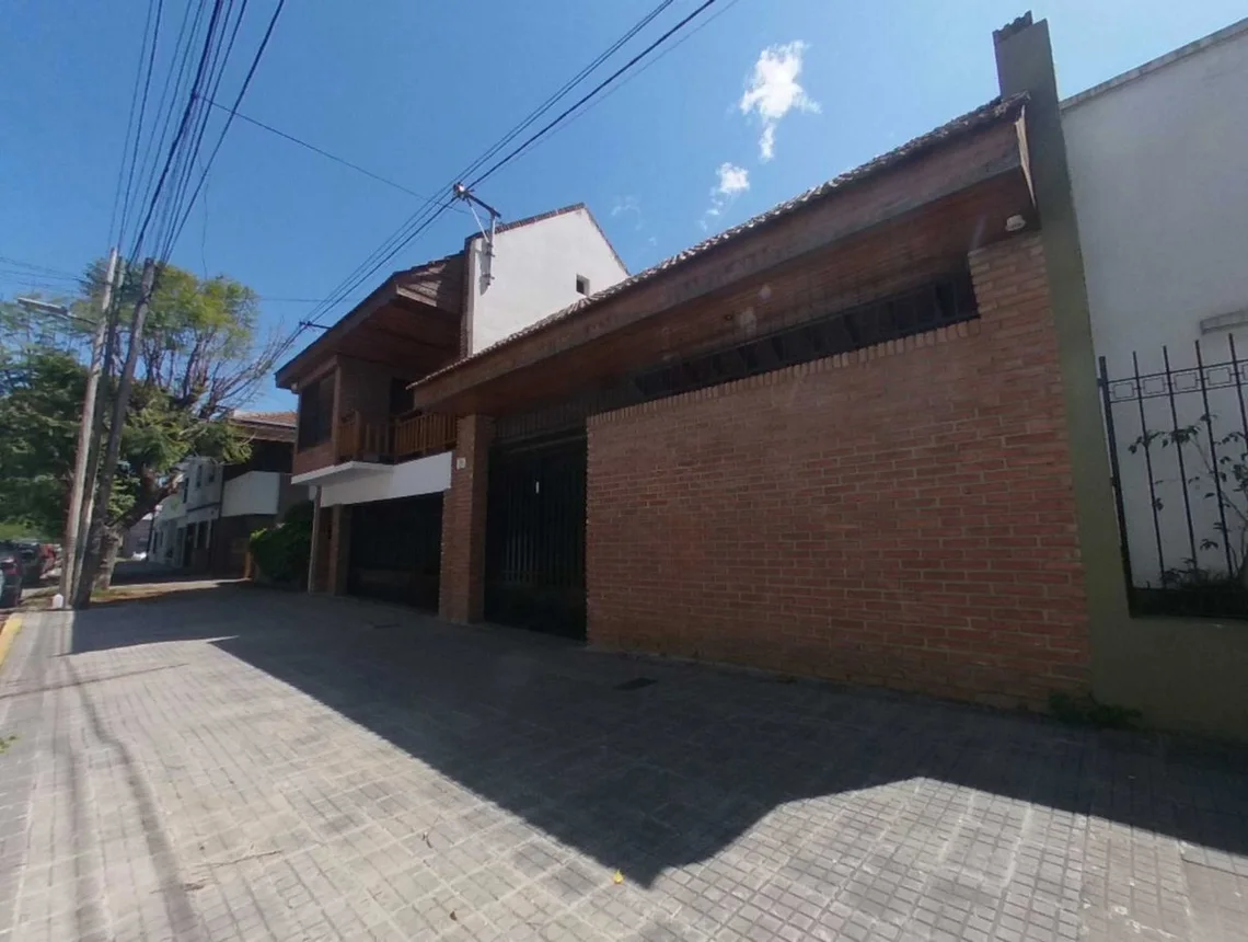 Casa en venta en La Plata, foto 3