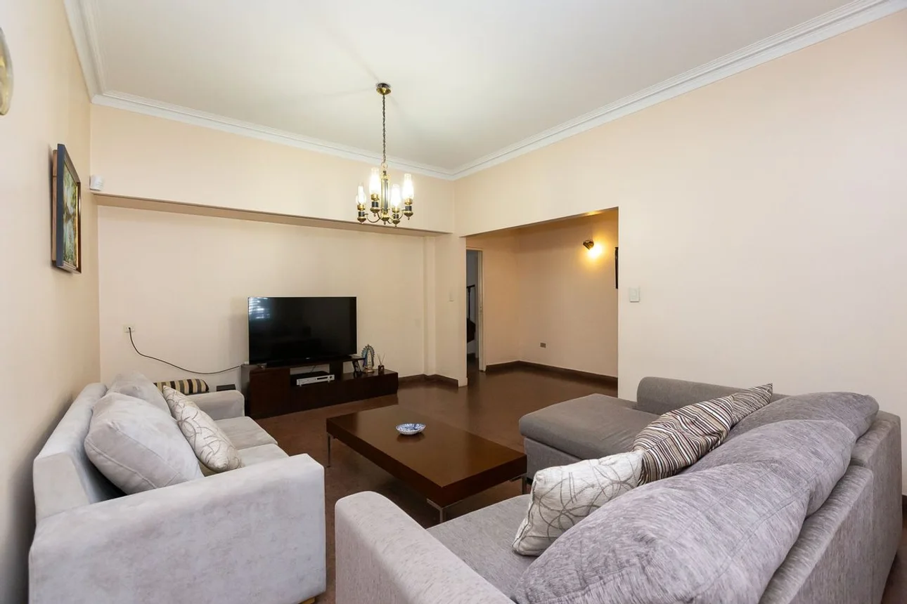 Casa de 5 ambientes en venta en Caseros, Lisandro de la Torre 1800, foto 3