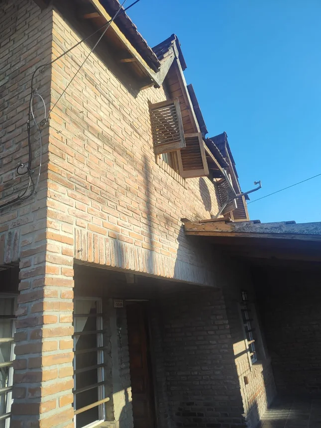 Casa de 4 ambientes en venta en Isidro Casanova, Asamblea 5500, foto 3
