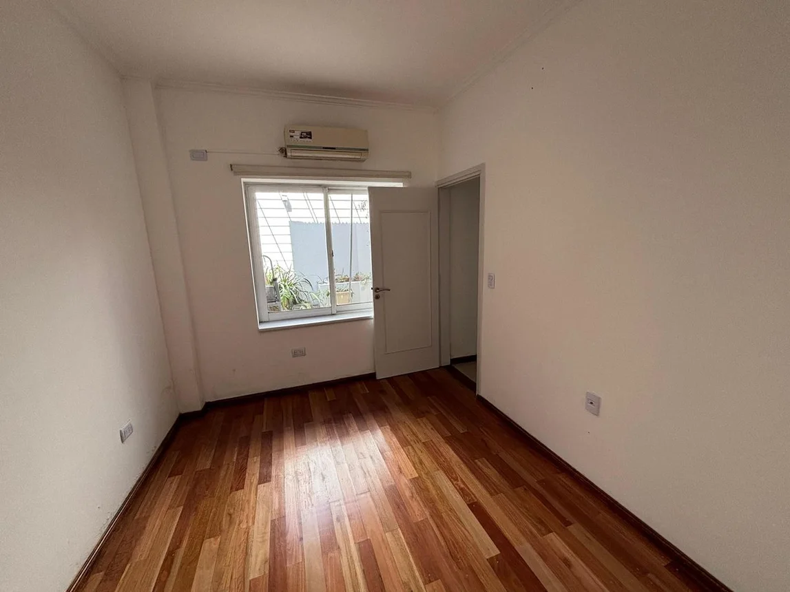 Casa 3 dormitorios - con cochera a 2 cuadras de bv, foto 5