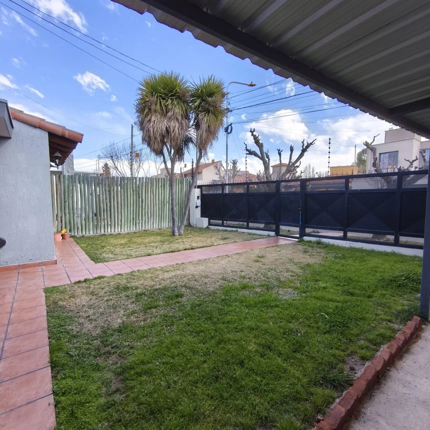 Casa de 5 ambientes en alquiler en Luján de Cuyo, ñacuñan 600, foto 3