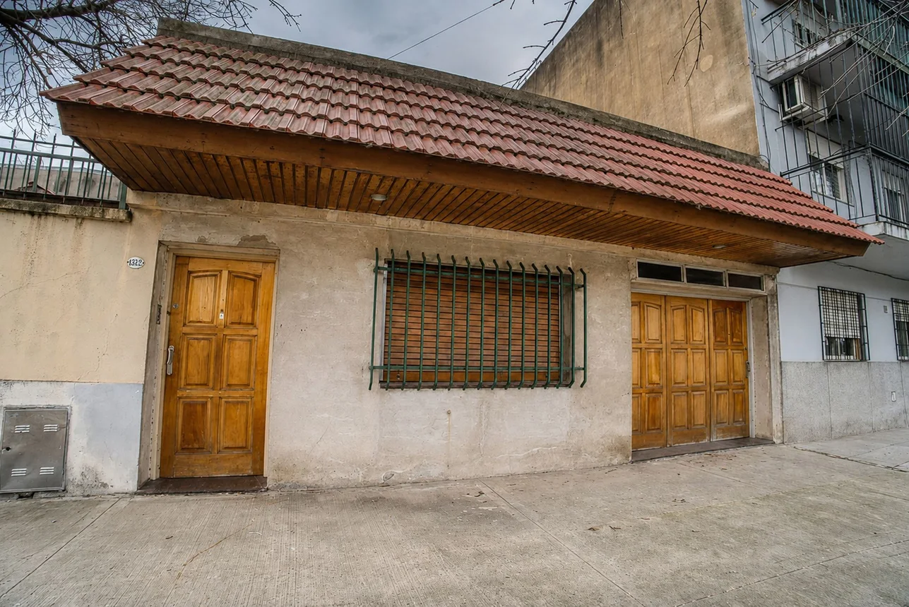 Casa de 4 ambientes en venta en Parque Avellaneda, Mozart 1500