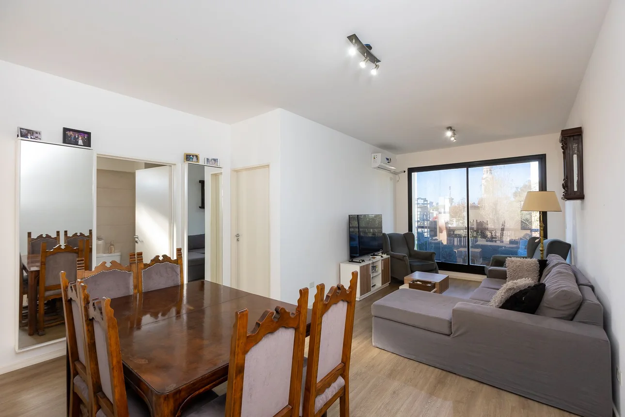 Departamento de 3 ambientes en venta en Monte Castro, Camarones 5000, foto 2