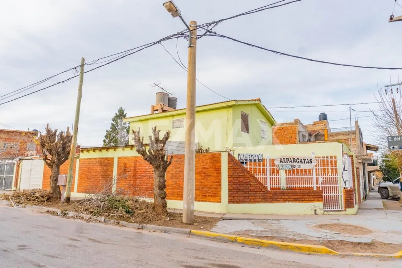 Casa dúplex en venta en Neuquén, foto 3