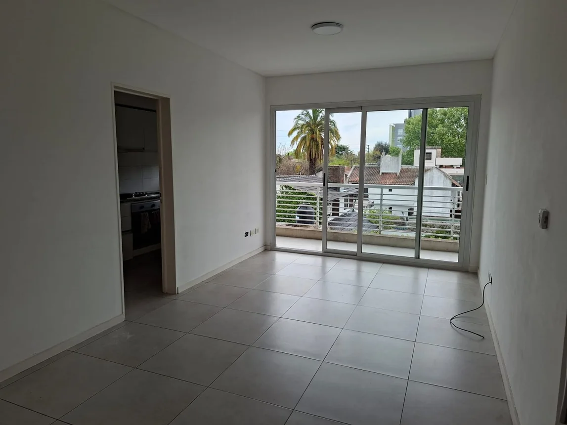 Departamento de 2 ambientes en venta en Ituzaingó, General Félix Olazábal 1100, foto 2