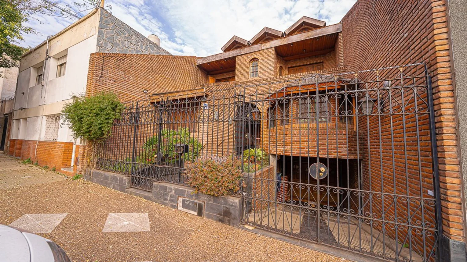 Casa de 5 ambientes en venta en Parque Chacabuco, Senillosa 1400, foto 4