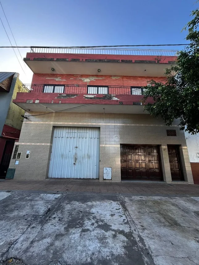 Casa de 4 ambientes en venta en Wilde, San Carlos 800, foto 3