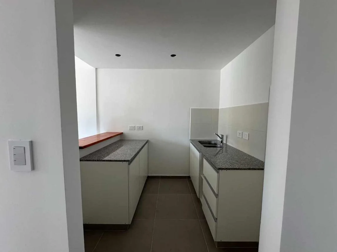 Departamento en venta en La Plata, foto 2