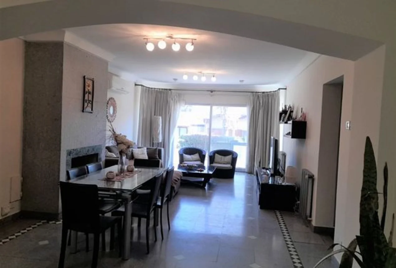Casa en venta en Pilar, foto 2