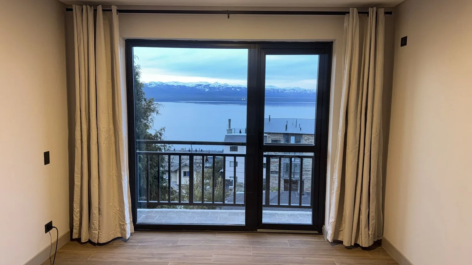 Monoambiente en alquiler en San Carlos de Bariloche, Avenida Belgrano 200
