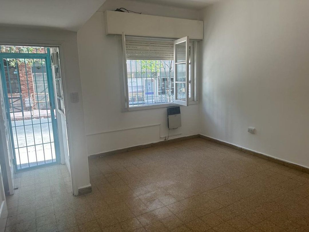 VENTA PH 2 DORMITORIOS CON PATIO NUEVA CORDOBA