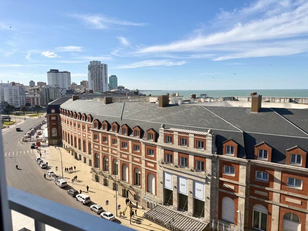 VENTA DEPARTAMENTO 3 AMB VISTA AL MAR -PLAZA COLON