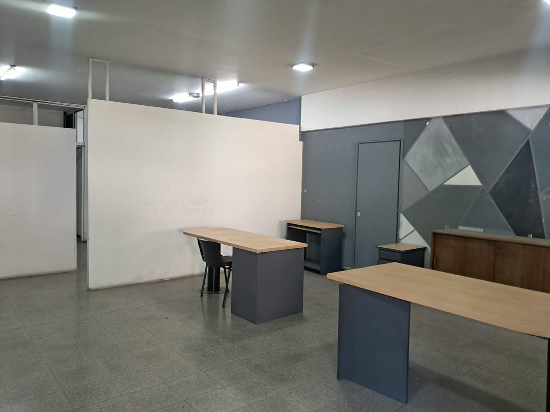 ALQUILER DE LOCAL COMERCIAL 80M2 CUB- CIUDAD MZA