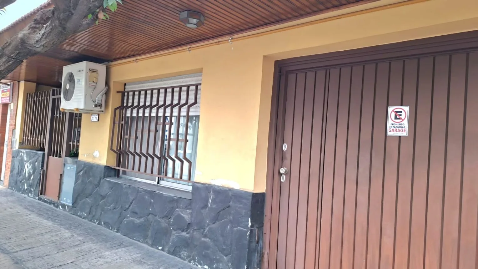 Casa de 3 ambientes en venta en Isidro Casanova, Estocolmo 2300, foto 2