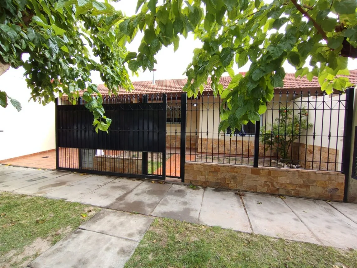 Casa en venta en Luján de Cuyo