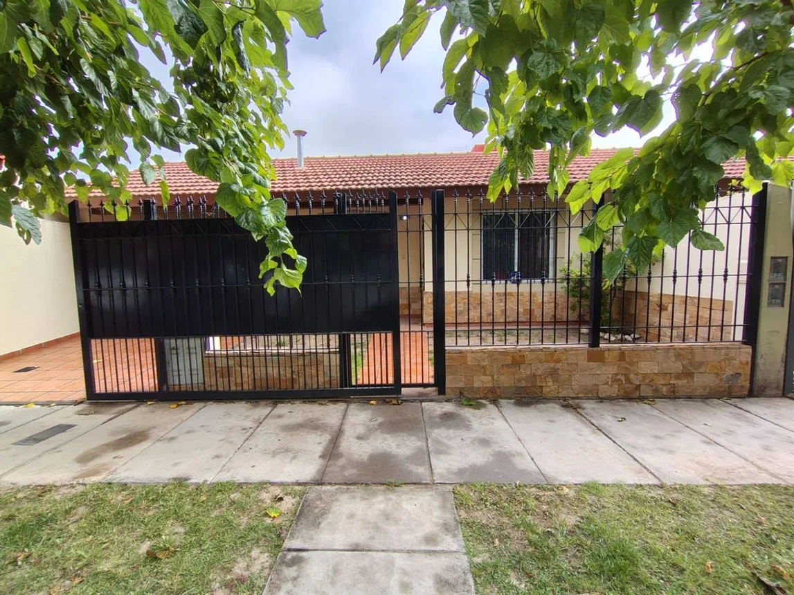 Casa en venta en Luján de Cuyo, foto 2
