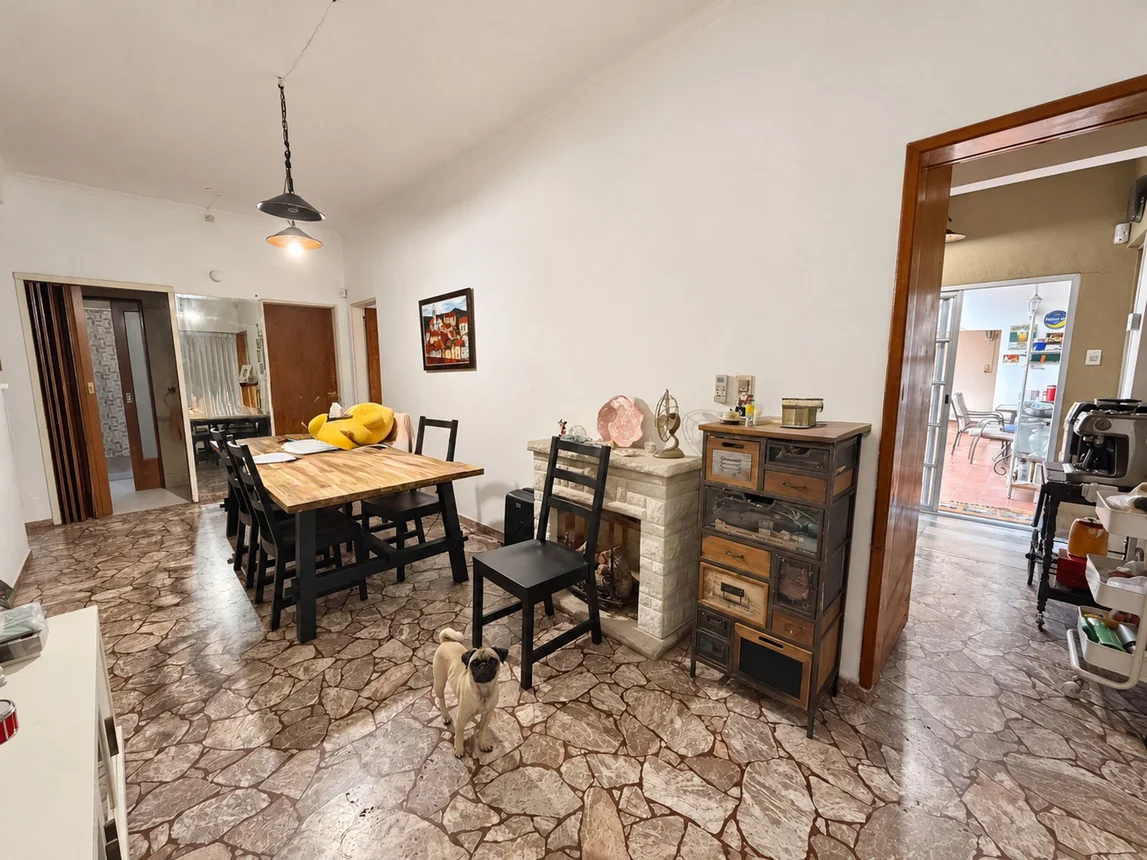 Casa de 4 ambientes en venta en Castelar, Benito Villanueva 1900, foto 3