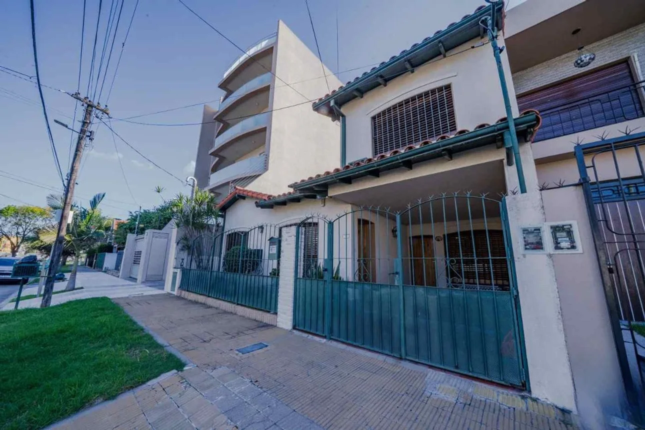 Casa de 6 ambientes en venta en Haedo, Pisco 0, foto 2