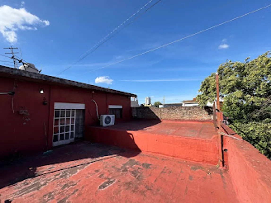Casa de 6 ambientes en venta en La Tablada, José C. Paz 600, foto 2